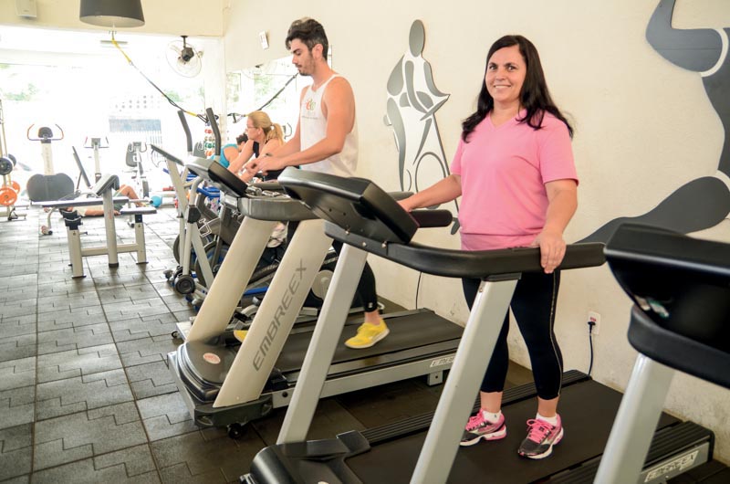 Lindaura frequenta a Eko Fitness há sete meses e diz estar mais feliz e disposta